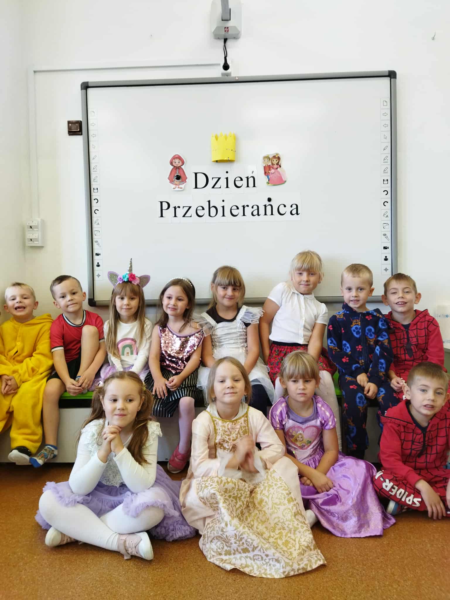 DZIEŃ KREATYWNYCH STROJÓW