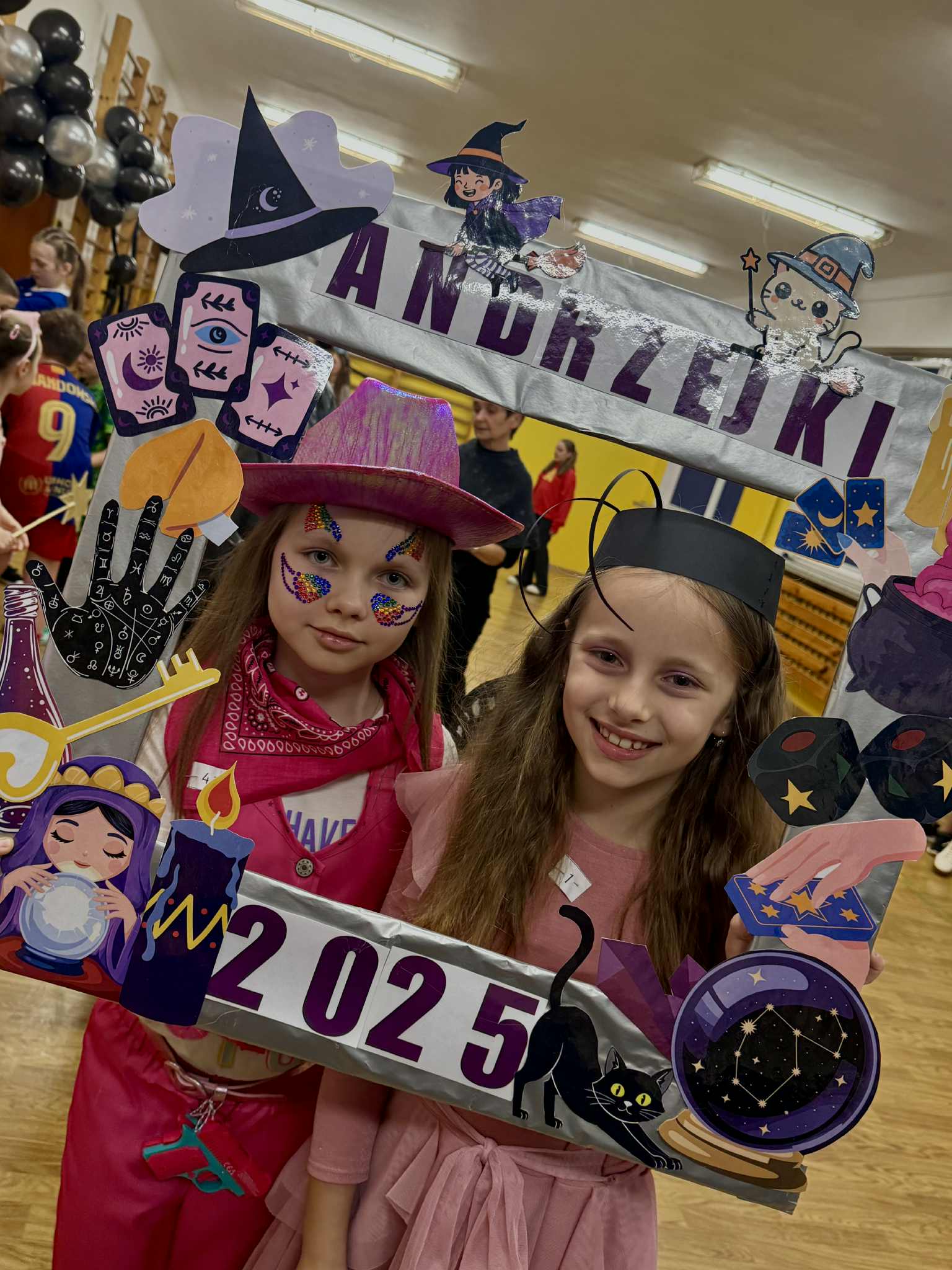 Magiczna Zabawa Andrzejkowa w naszej szkole!